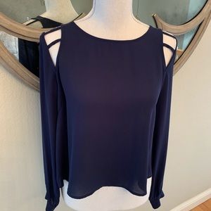 ASTR NAVY BLOUSE WITH CUT OUT SHOULDER DETAIL